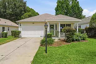25114 Cranes Roost Cir, Leesburg, FL 34748 - Photo 1