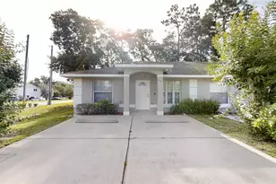 3630 NE 8th Pl, Ocala, FL 34470 - Photo 1