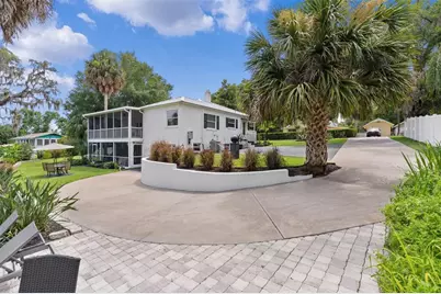 306 N Clayton Street, Mount Dora, FL 32757 - Photo 1