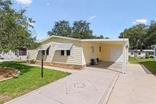 1726 Hilton Head Blvd, Lady Lake, FL 32159 - Photo 1
