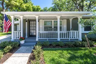 1210 N Donnelly St, Mount Dora, FL 32757 - Photo 1