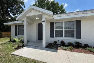 1151 W Minneola Ave, Clermont, FL 34711 - Photo 1