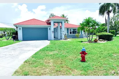 2401 W Marion Avenue, Punta Gorda, FL 33950 - Photo 1
