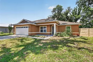 74 N Oak Ave, Umatilla, FL 32784 - Photo 1