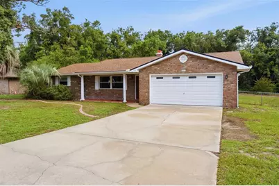 5118 Magnolia Terrace, Fruitland Park, FL 34731 - Photo 1