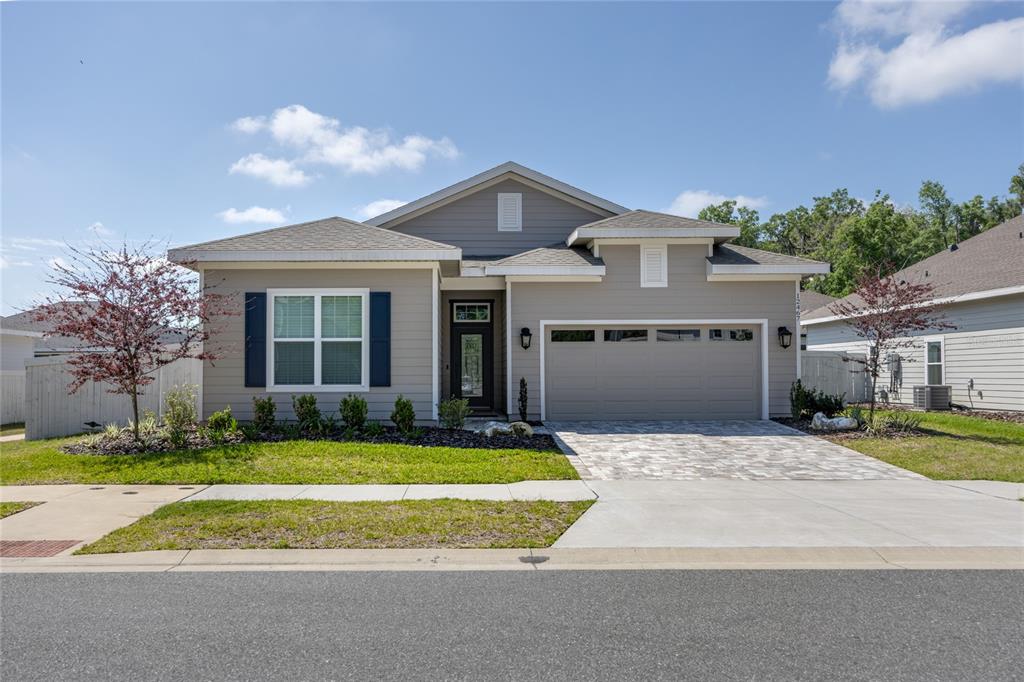 12467 SW 4th Pl, Newberry, FL 32669 - MLS GC512316 - Coldwell Banker