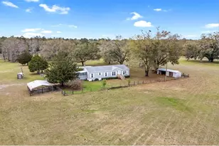 667 SW Elim Church Rd, Fort White, FL 32038 - Photo 1