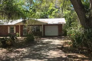 306 NE 5th St, Chiefland, FL 32626 - Photo 1