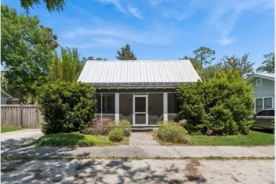 620 NE 6th Avenue, Gainesville, FL 32601 - Photo 1