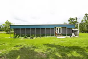 746 NE Pentas St, Madison, FL 32340 - Photo 1