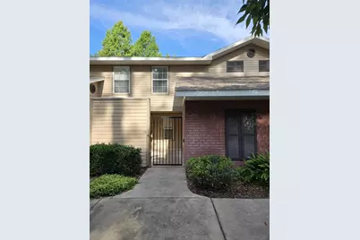 1219 NW 55th Street #21, Gainesville, FL 32605 - Photo 1