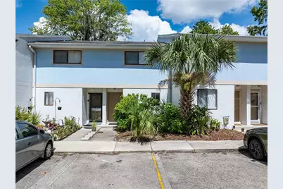 1452 SW 25th Place #D4, Gainesville, FL 32608 - Photo 1