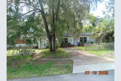 647 NE 23 Street, Gainesville, FL 32641 - Photo 1