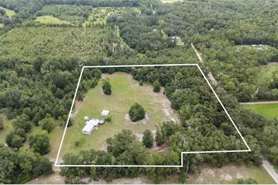 670 SW Bethlehem Avenue, Fort White, FL 32038 - Photo 1