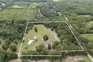 670 SW Bethlehem Ave, Fort White, FL 32038 - Photo 1