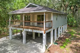 3931 SE 193rd Pl, Yankeetown, FL 34498 - Photo 1