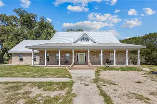 497 SW Sunday Gln, Lake City, FL 32024 - Photo 1