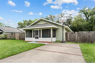 737 NE 18th Street, Gainesville, FL 32641 - Photo 1