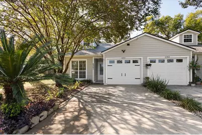 6351 NW 106th Place, Alachua, FL 32615 - Photo 1