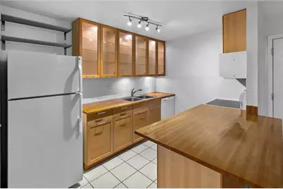 1015 SW 9th Street #D2, Gainesville, FL 32601 - Photo 1