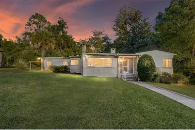 1067 SW 11th Terrace, Gainesville, FL 32601 - Photo 1