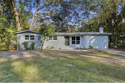 601 NW 35th Terrace, Gainesville, FL 32607 - Photo 1