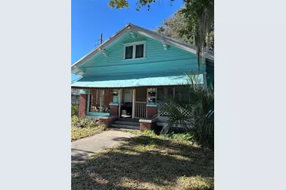 102 NW 7th Street, Gainesville, FL 32601 - Photo 1