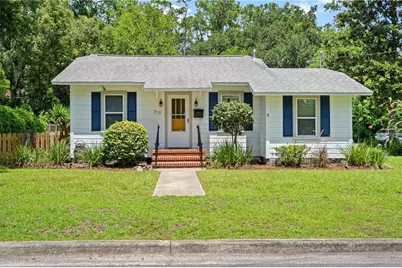 716 NE 10th Avenue, Gainesville, FL 32601 - Photo 1