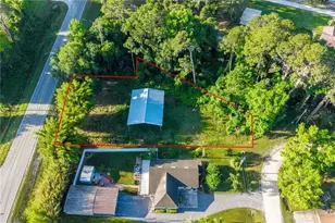218 Pine Dr, Crescent City, FL 32112 - Photo 1
