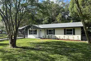 317 NE 4 Ave, Williston, FL 32696 - Photo 1