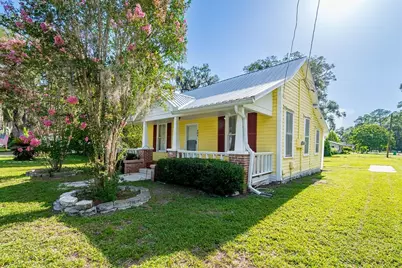 404 NE 2nd Street, Trenton, FL 32693 - Photo 1