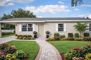 913 SE 8th St, Stuart, FL 34994 - Photo 1