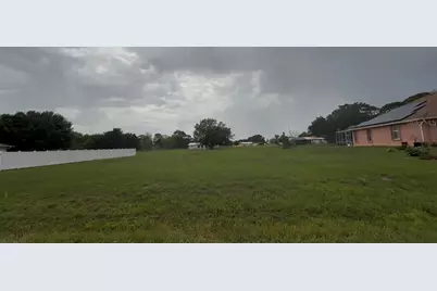 424 Cherry Tree Drive, Sebring, FL 33876 - Photo 1