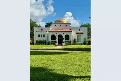 115 23rd Avenue NE, Saint Petersburg, FL 33704 - Photo 1