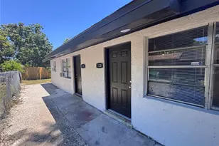 122 12th St W, Palmetto, FL 34221 - Photo 1