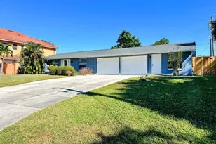 2131 Montclair Dr, Sarasota, FL 34231 - Photo 1