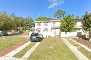 5202 Maple Hill Dr, Tampa, FL 33617 - Photo 1