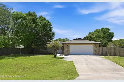590 Auf Court NW, Palm Bay, FL 32907 - Photo 1