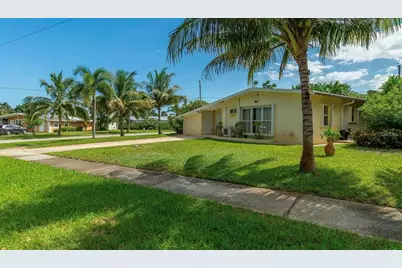 1002 W Broome Street, Lantana, FL 33462 - Photo 1