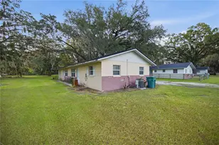 421 NE 26th Ct, Ocala, FL 34470 - Photo 1
