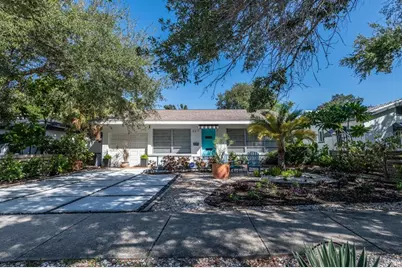 227 22nd Avenue S, Saint Petersburg, FL 33705 - Photo 1