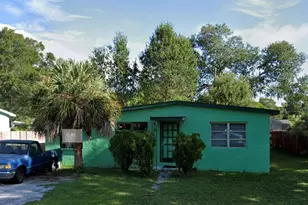 1241 53rd Ave N, Saint Petersburg, FL 33703 - Photo 1