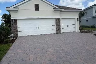 10026 Crystal Isles Cir, Sarasota, FL 34241 - Photo 1