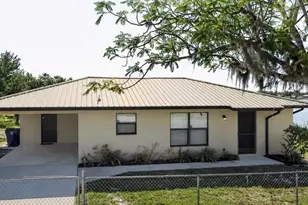 1554 N Oak Park Ave, Avon Park, FL 33825 - Photo 1