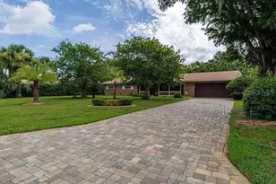 27 N St Andrews Dr, Ormond Beach, FL 32174 - Photo 1