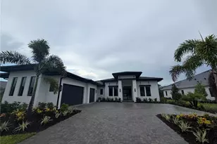121 Blue Mist Wy, Sarasota, FL 34240 - Photo 1