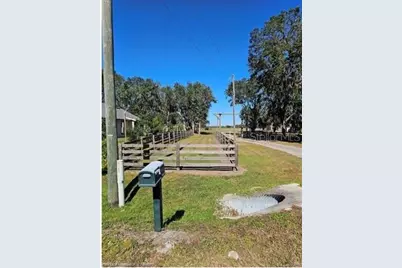 9th Street NE, Fort Meade, FL 33841 - Photo 1