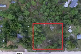 208 4th St, Satsuma, FL 32189 - Photo 1