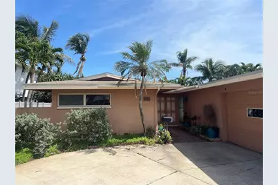 1173 Eden Isle Dr NE, Saint Petersburg, FL 33704 - Photo 1