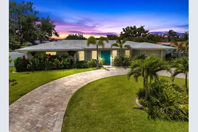 413 Bayshore Drive, Venice, FL 34285 - Photo 1